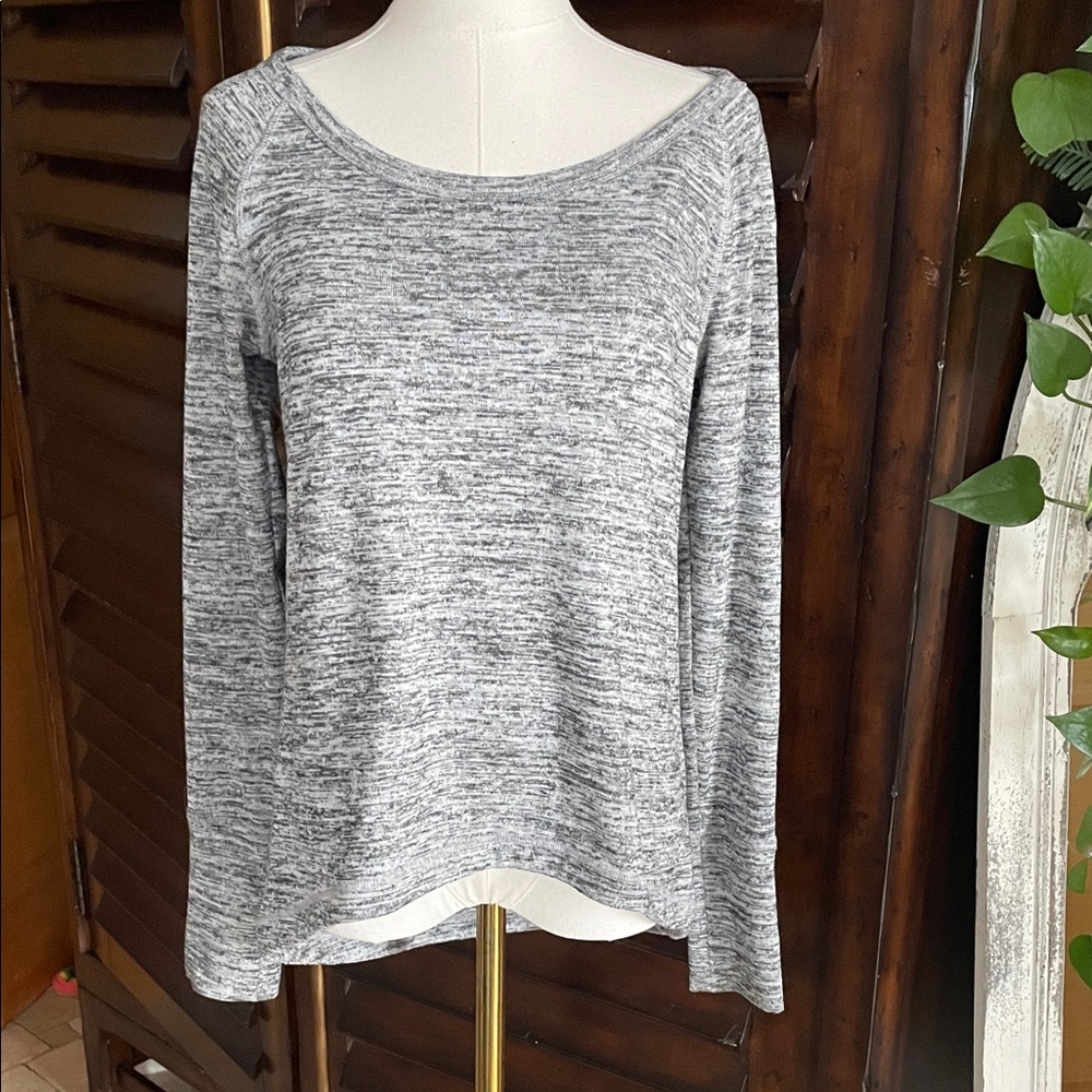 Athleta Warmer Bias Top Gray Long Sleeve Knit Top Small